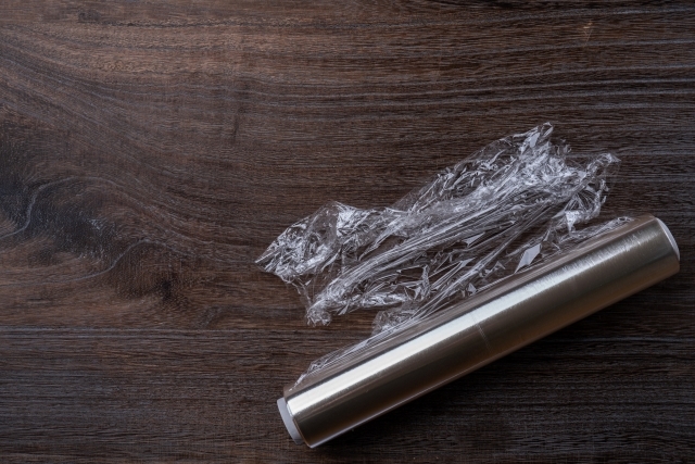 フィルム素材の表面加工適性やエンボス加工と加飾フィルムとの相性